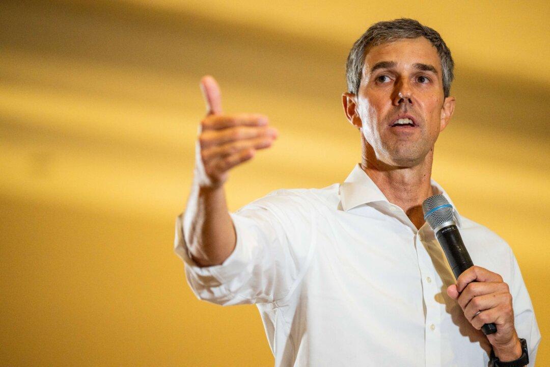 Beto O’Rourke Diagnosed With Bacterial Infection While Campaigning for Midterms