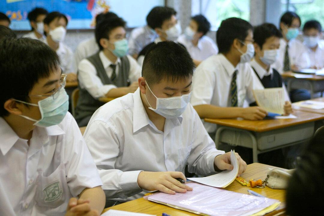 Masks Not Effective in Reducing Spread of Respiratory Viruses: Study