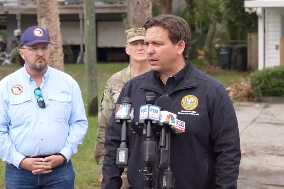 ‘You Loot, We Shoot’: DeSantis Warns Criminals Not to Target Hurricane Victims