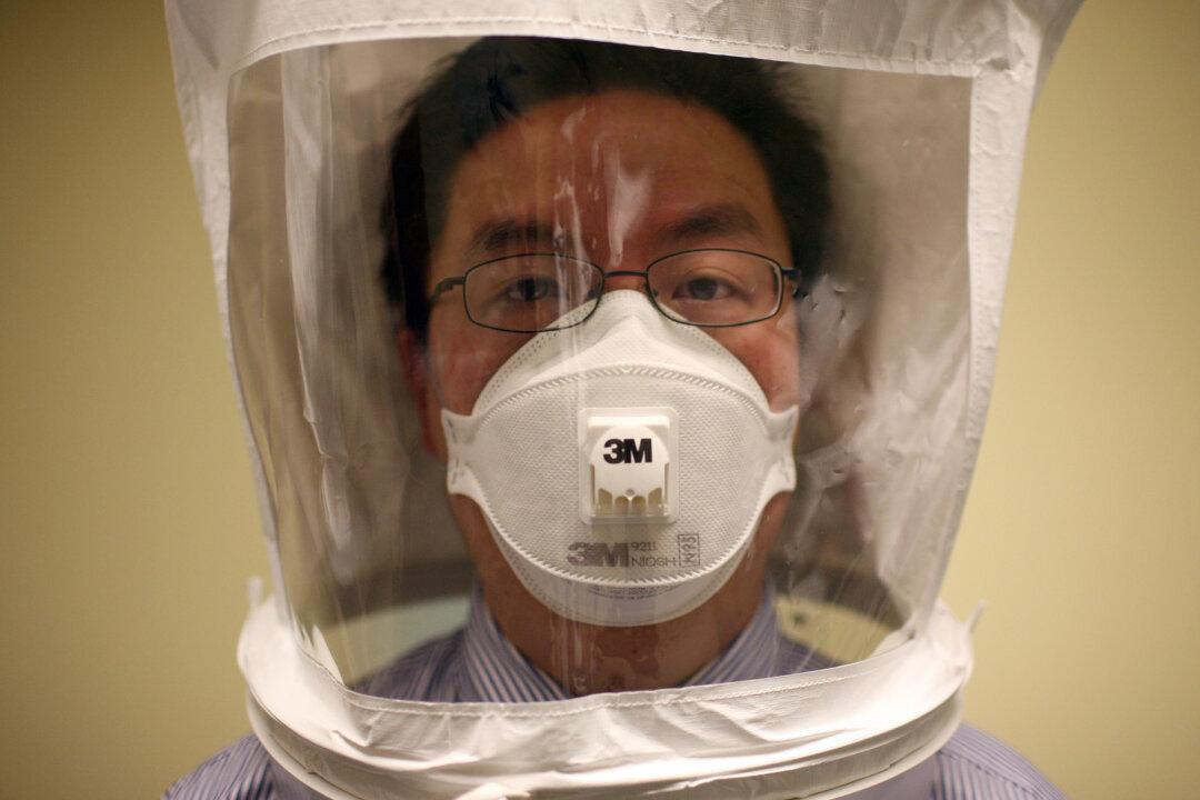 California Lawmakers Pass Legislation to Punish Dissenting Doctors for ‘Misinformation’