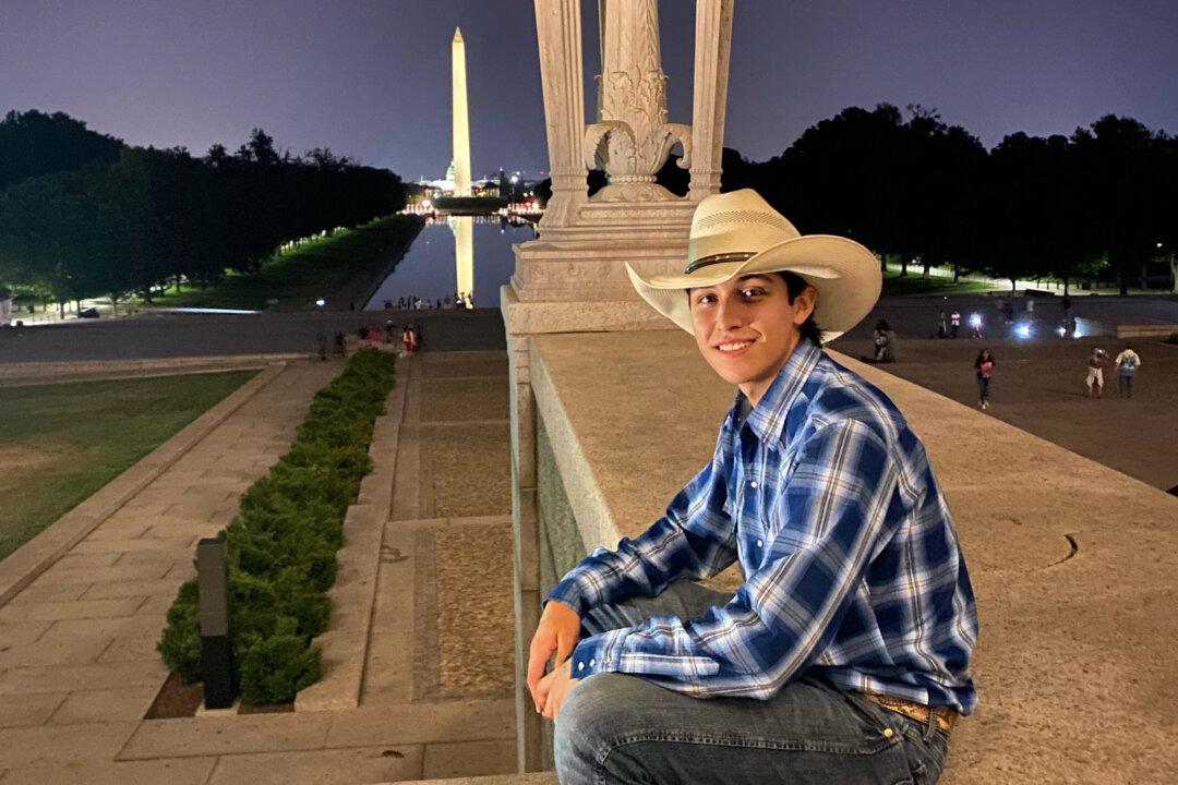 Award-Winning First Amendment Song Hitting High Note for Young Singer From Florida