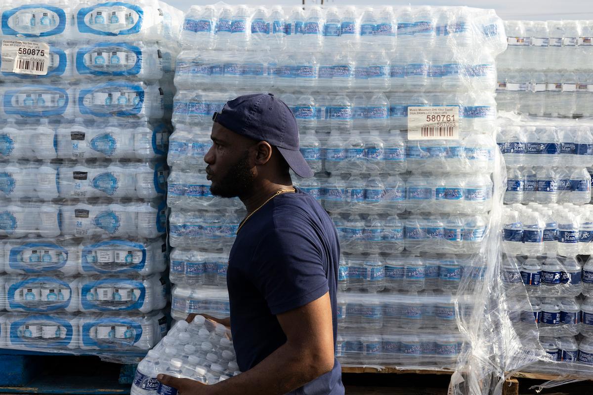 600 Mississippi National Guardsmen to Help Distribute Water in Jackson Amid Ongoing Crisis