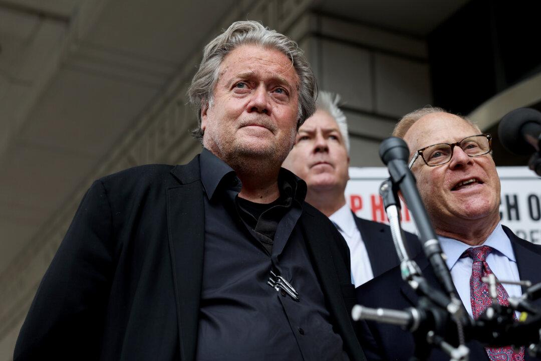 Steve Bannon’s Attorney Tells Appeals Court Contempt of Congress Trial Was Unconstitutional