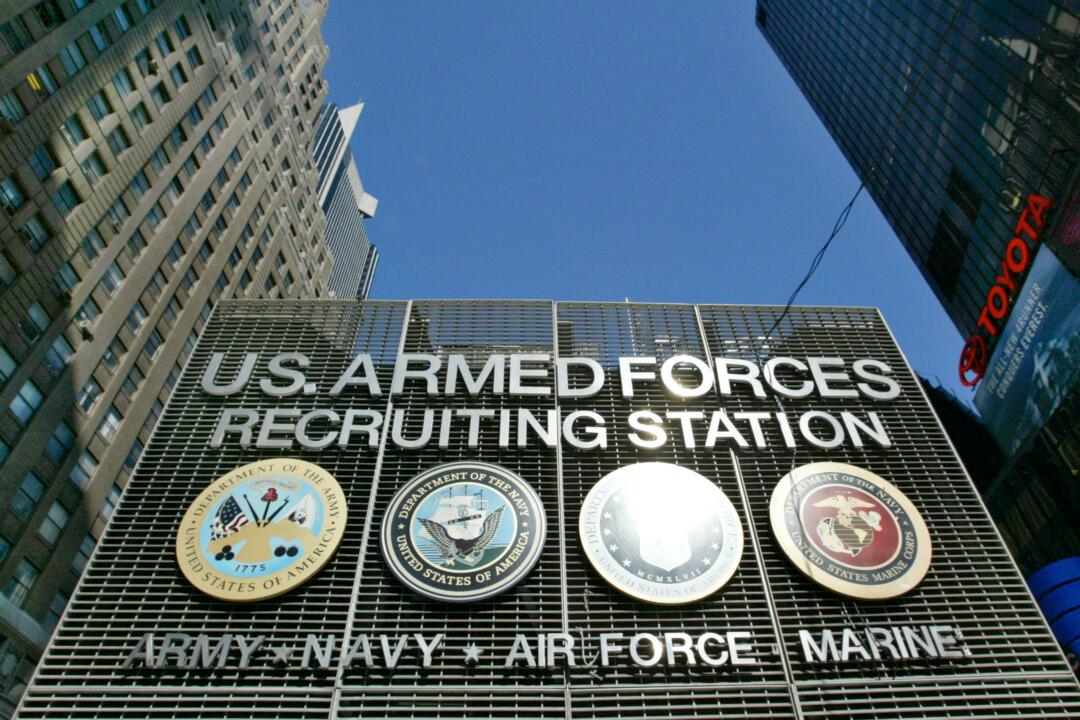 Army to Overhaul Recruiting After Missing 2023 Goal by 10,000 New Soldiers