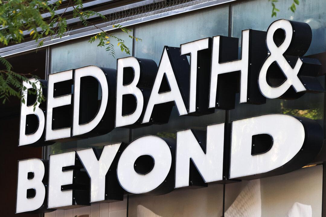 Bed Bath & Beyond CFO Had Been Facing $1.2 Billion Stock Suit Before Suicide