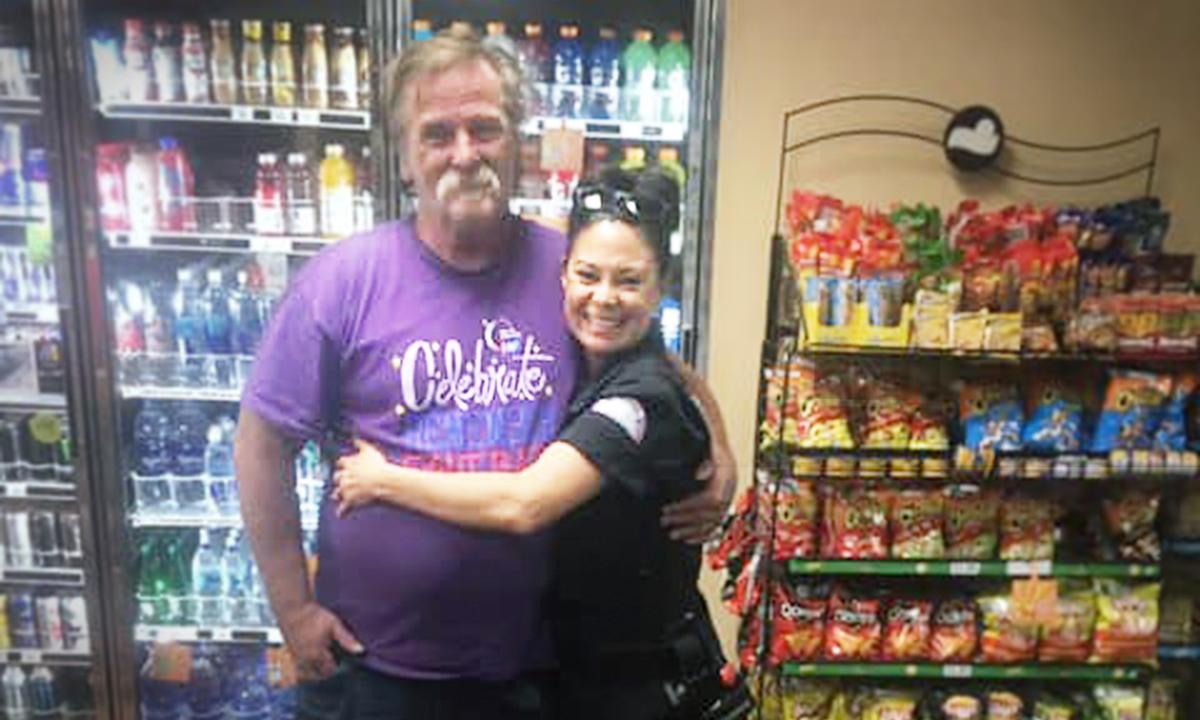 An Unlikely Friendship With Paramedic Helps Homeless Addict Turn His Life Around