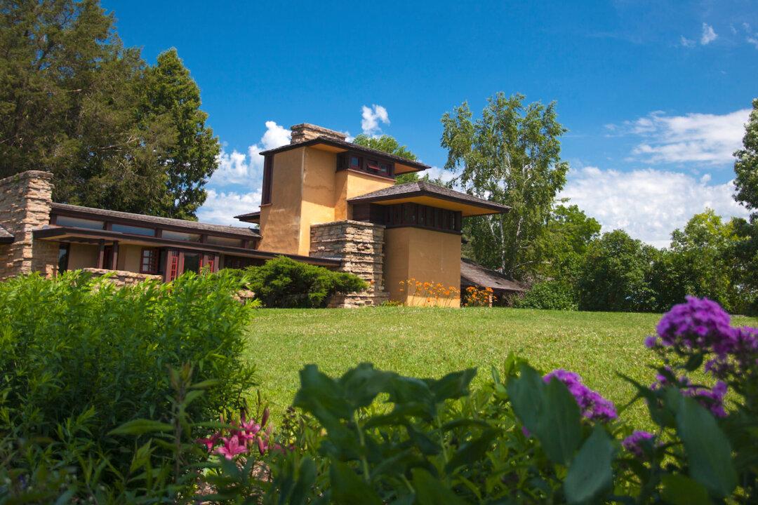 An American Classic: The Frank Lloyd Wright Trail