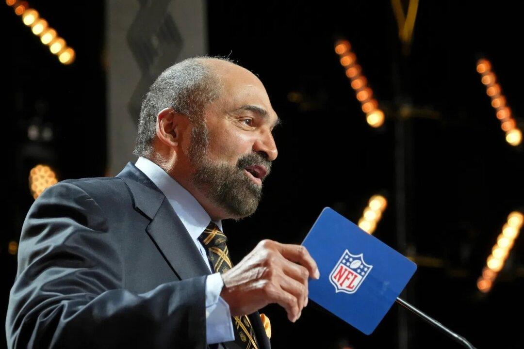 Steelers to Retire Franco Harris’ Number, Mark ‘Immaculate Reception’
