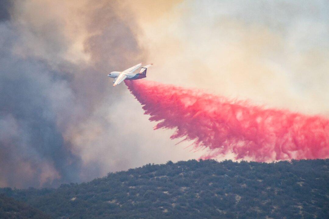 Southern California Wildfire Grows to 4,500 Acres, 5 Percent Contained