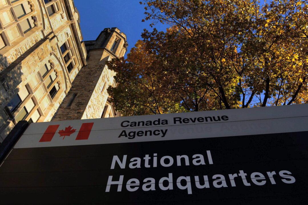 CRA’s Phone Tax Filing Service Had Less Than 1% Uptake: Report