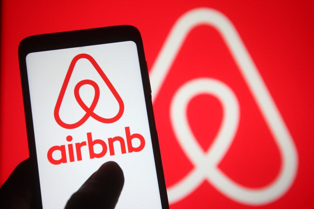 Airbnb Bans Indoor Security Cameras, Limits Use of Outdoor Cameras Across Global Listings