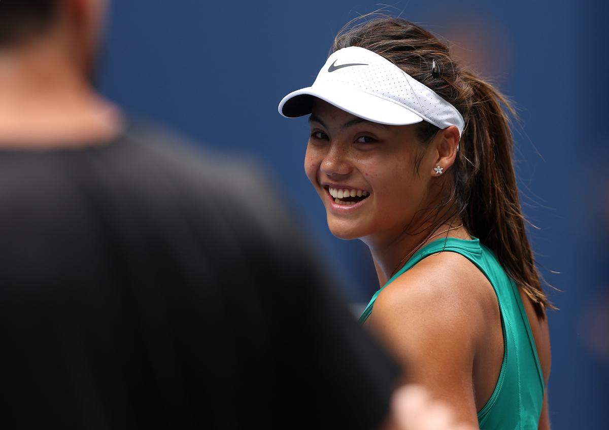 WTA Roundup: Emma Raducanu Advances in Slovenia