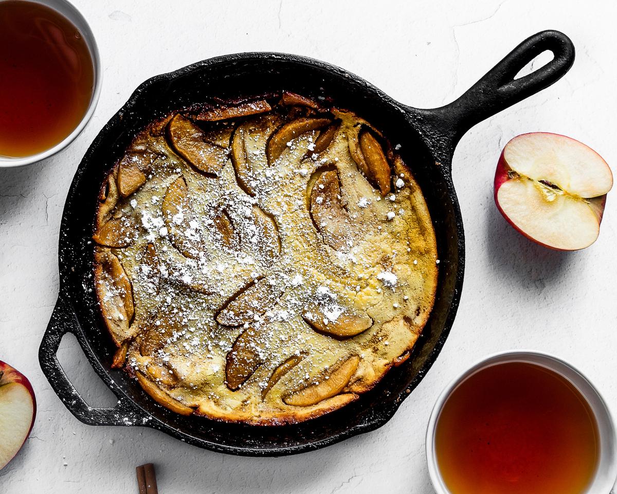 Apple Dutch Baby Pancake