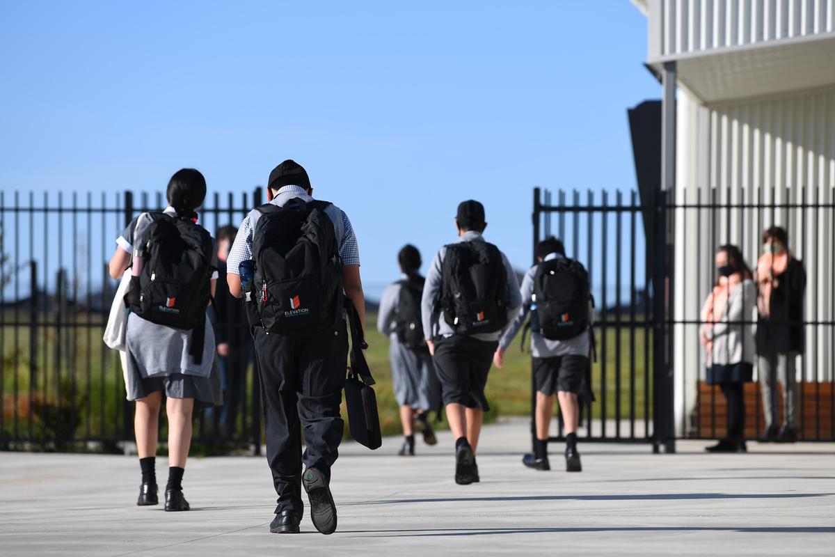 Over 1 in 5 Australian Students Dropping Out of School