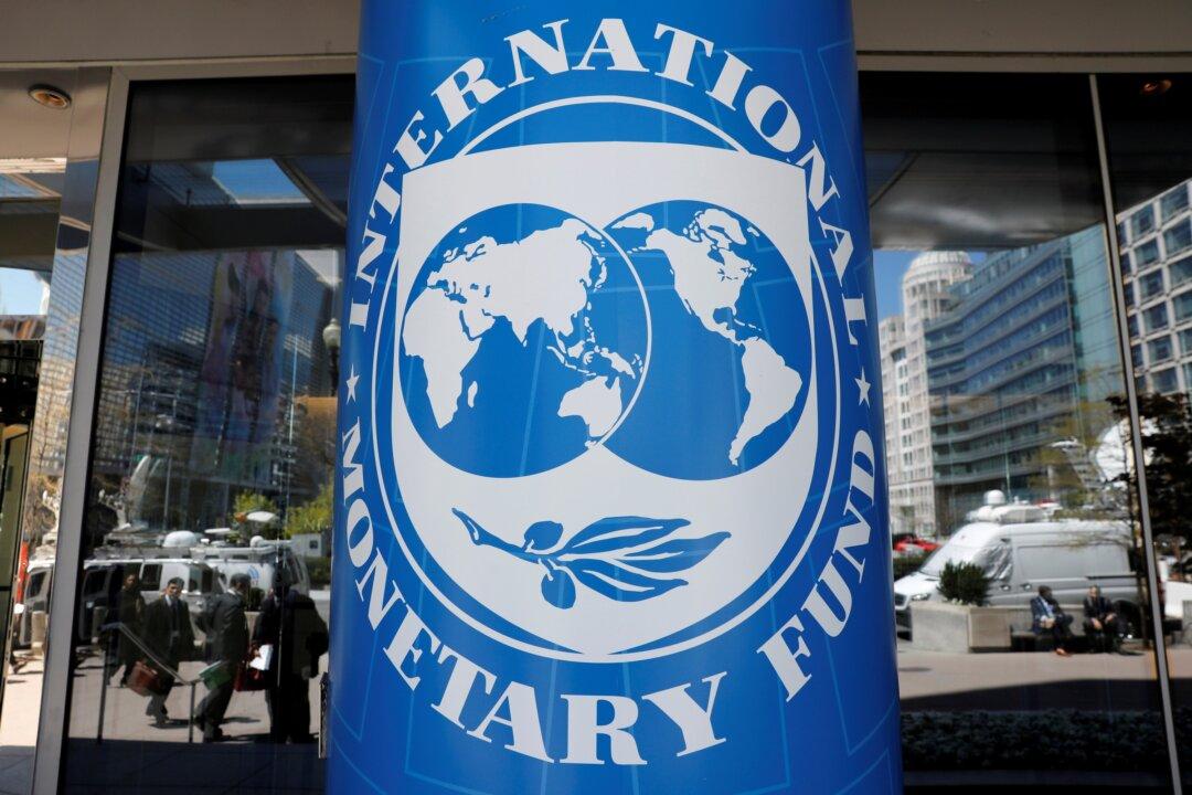 Financial Stability Risk Jumps Amid ‘Cascading Shocks,’ Stubborn Inflation, IMF Warns