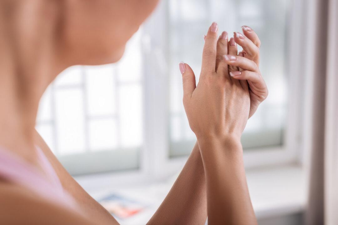 Flaxseeds for Sensitive Skin