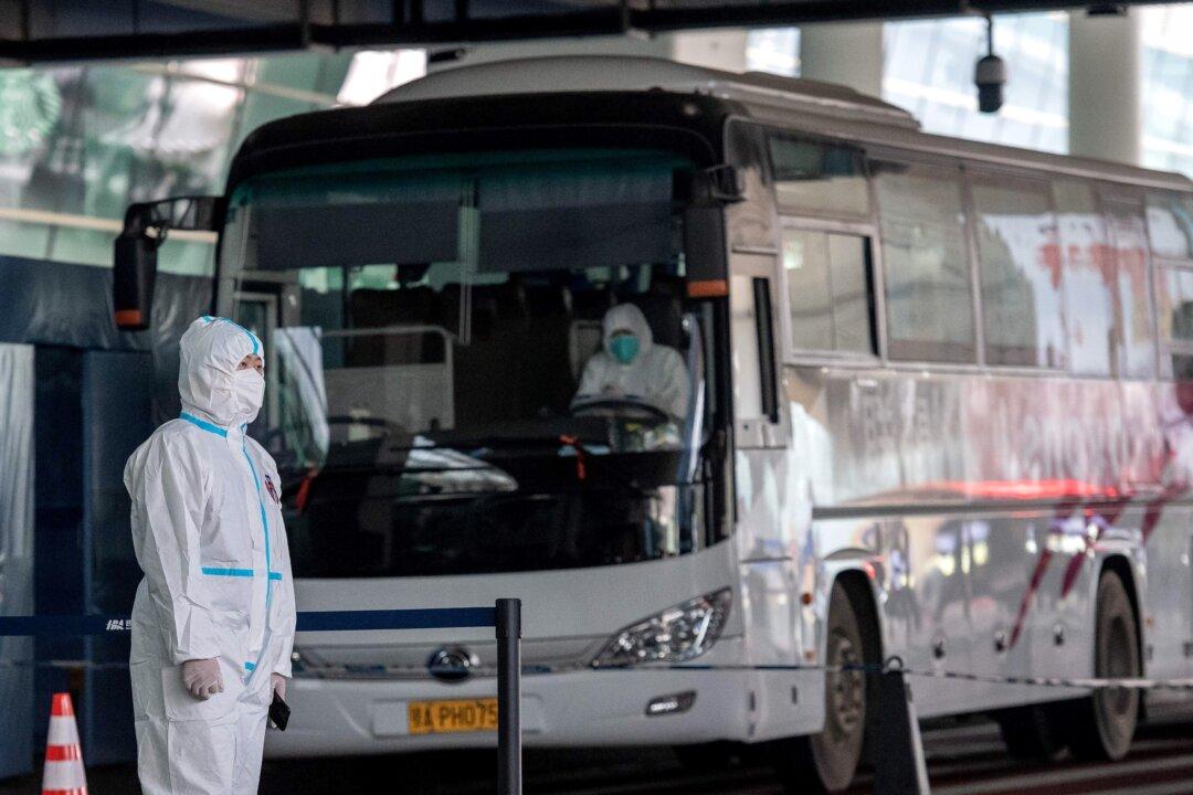 COVID-19 Quarantine Bus Crashes in China, Killing at Least 27