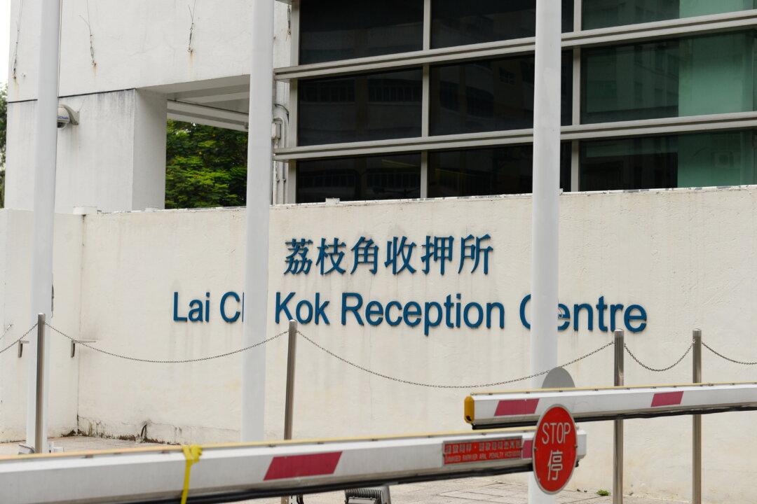 HK Ex-District Councillor Rebukes Former Commissioner’s Accusations as Irresponsible Slander