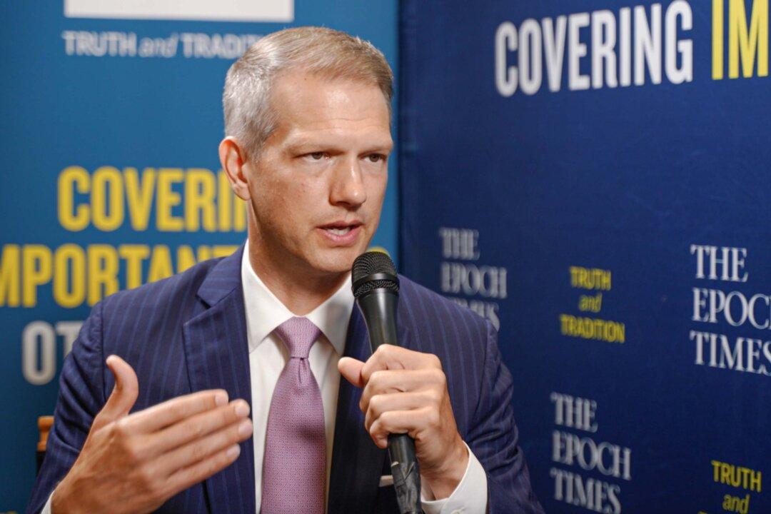 Americans Must Fight Against ESG Agenda to Save Economy, Way of Life: West Virginia Treasurer