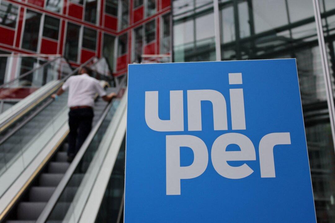Germany Nationalizes Biggest Gas Importer Uniper to Avert Collapse of Energy Sector