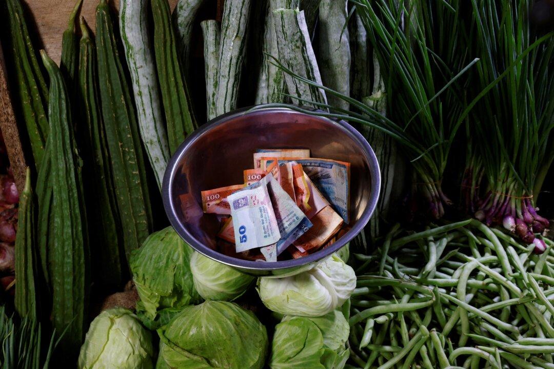 Sri Lanka Inflation Rate Surges to 70.2 Percent in August