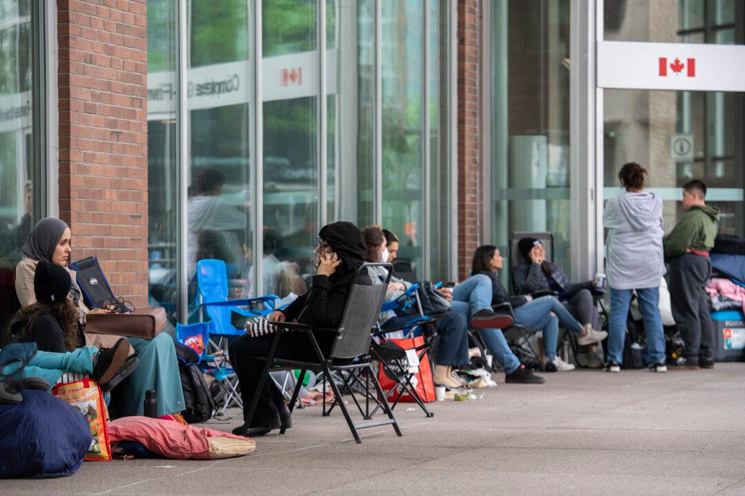 Canada’s Passport Office Took Over 2 Years to Restore In-Person Staffing to Pre-Pandemic Levels: Federal Records