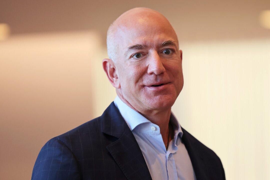 Jeff Bezos Sours on Biden’s Economy, Says It’s Time to ‘Batten Down the Hatches’