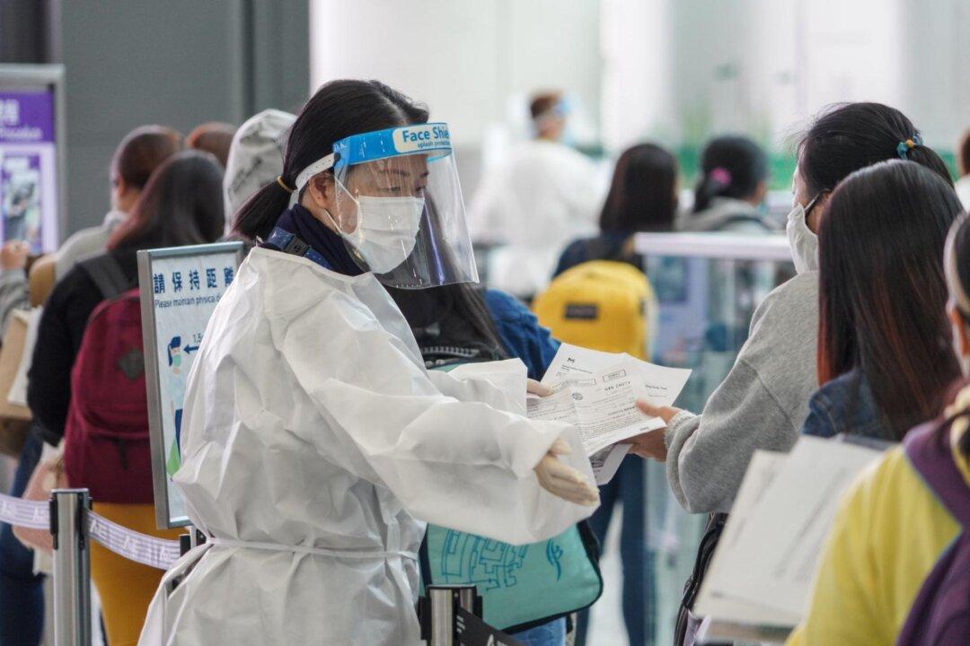 Hong Kong COVID-19 Quarantine Requirement Reduced to ‘0+3’ and Rapid Antigen Test Allowed Before Boarding