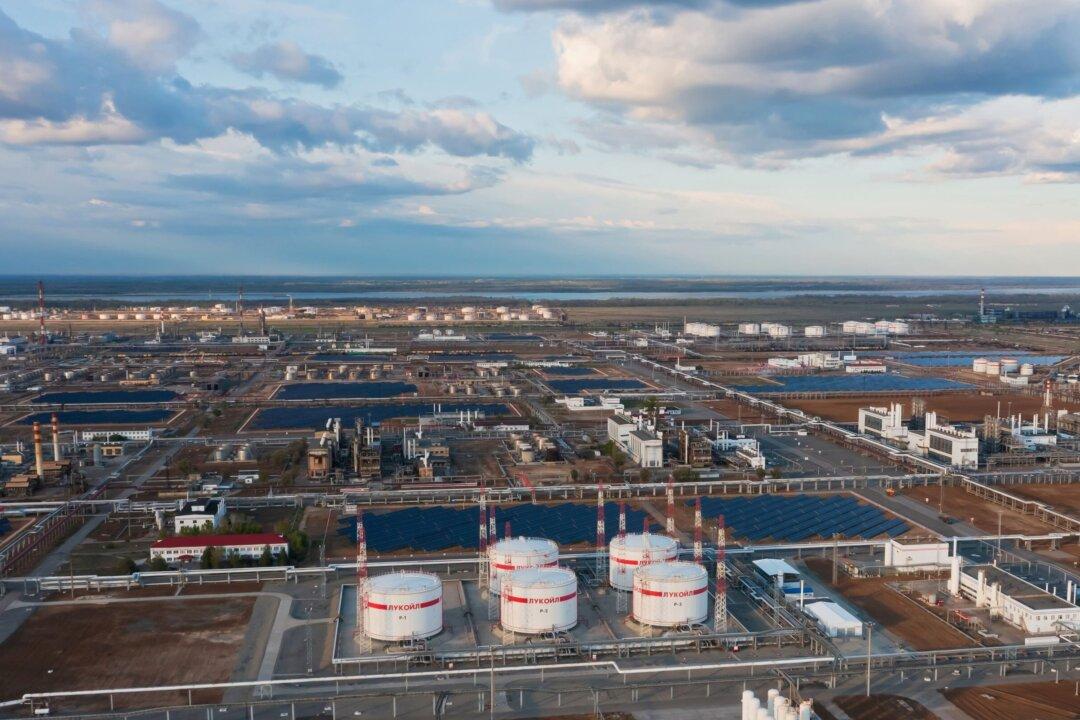 Oil Prices Down 3 Percent With Recession Fears in Focus