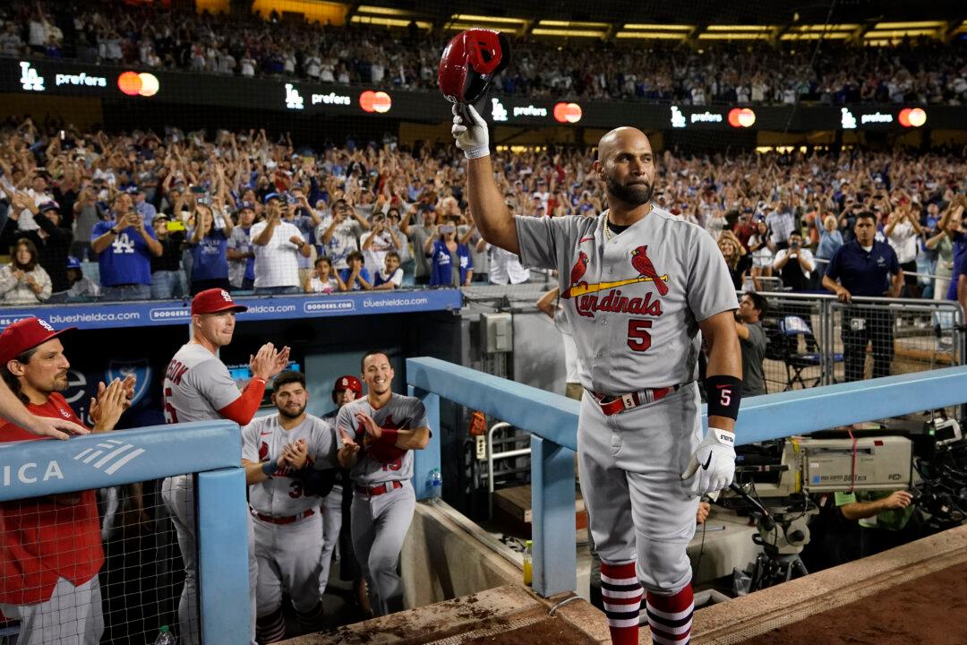 Cards’ Pujols Hits 700th Home Run, 4th Player to Reach Mark