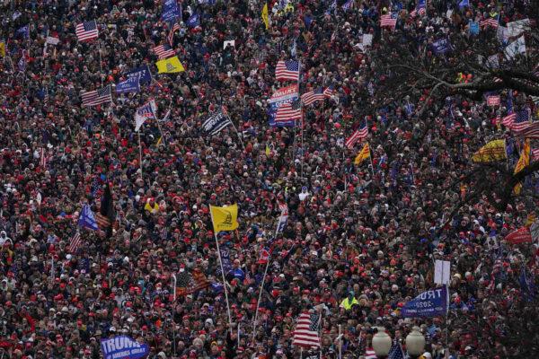 Amid widespread concerns related to election integrity, people demonstrate on the National Mall in Washington, on Jan. 6, 2021. (Mandel Ngan/AFP via Getty Images)