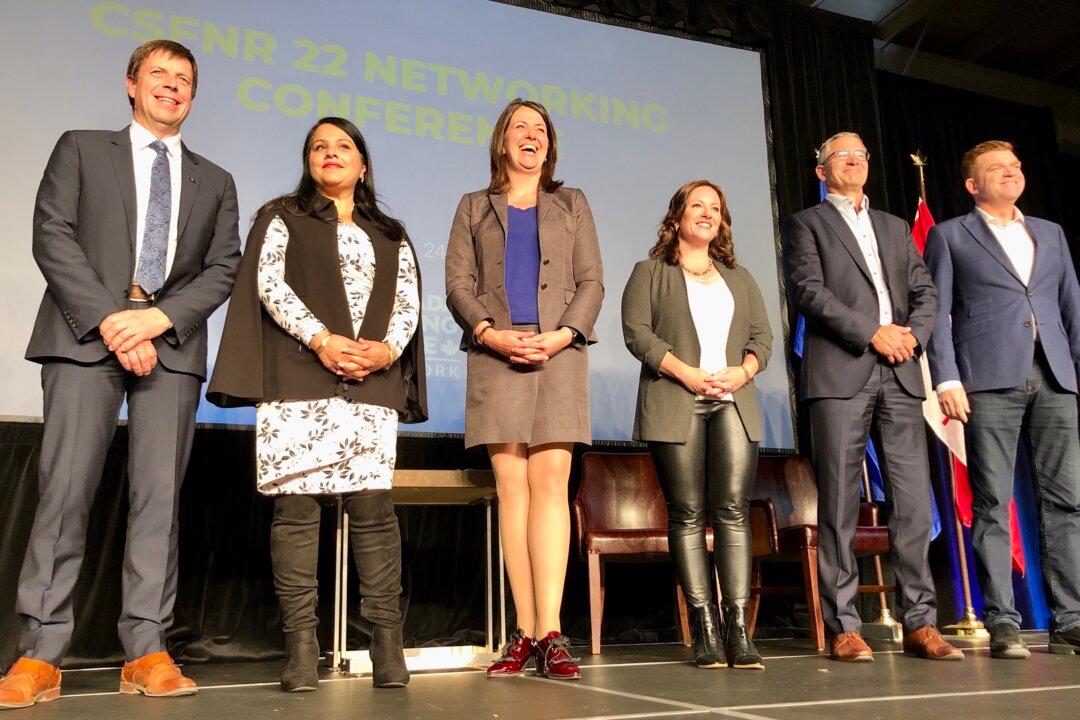 UCP Leadership Candidates Respond to Questions on Pandemic Policy, Autonomy for Alberta