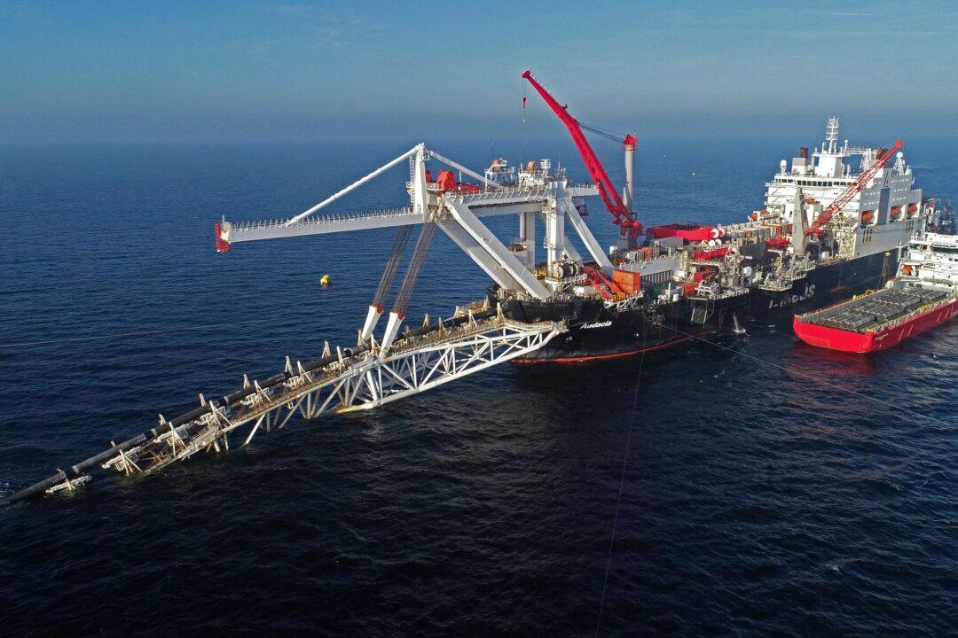 Silver Lining in Ukraine-Russian War ‘Is a Greener Globe,’ Says European Economist