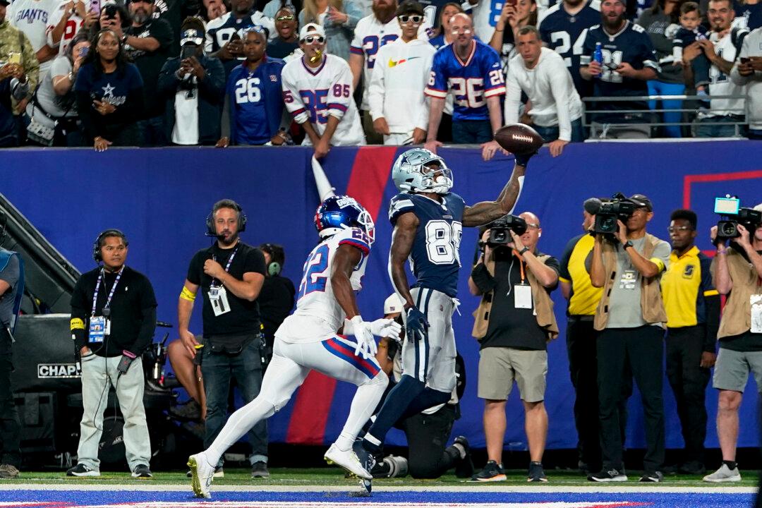 Lamb’s 1-Handed TD Catch Gives Dallas 23–16 Win Over Giants
