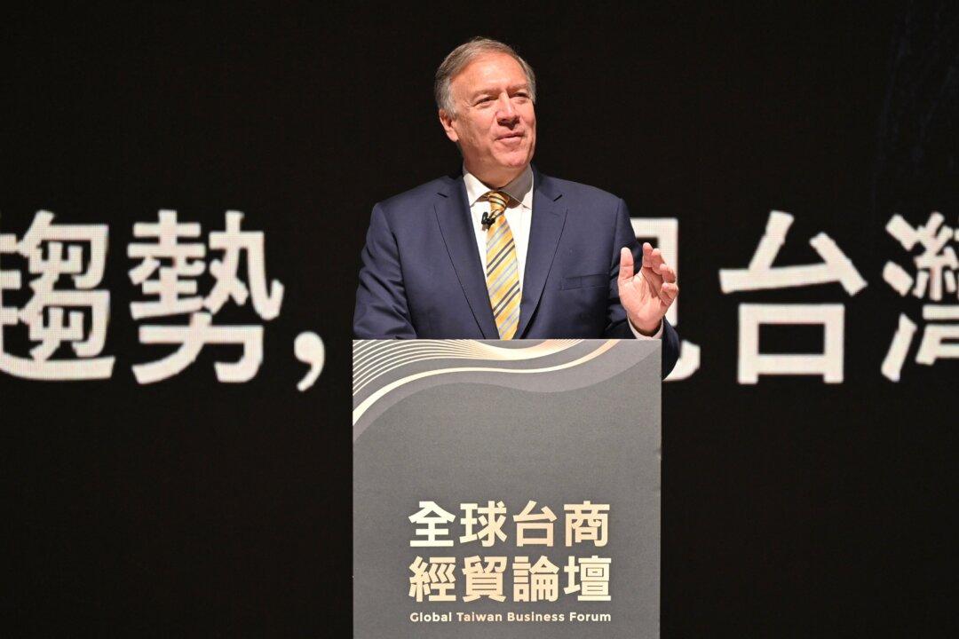 Chinese Embassy’s Intimidation Letter Shows Pompeo’s New Videos Are Effective: Expert