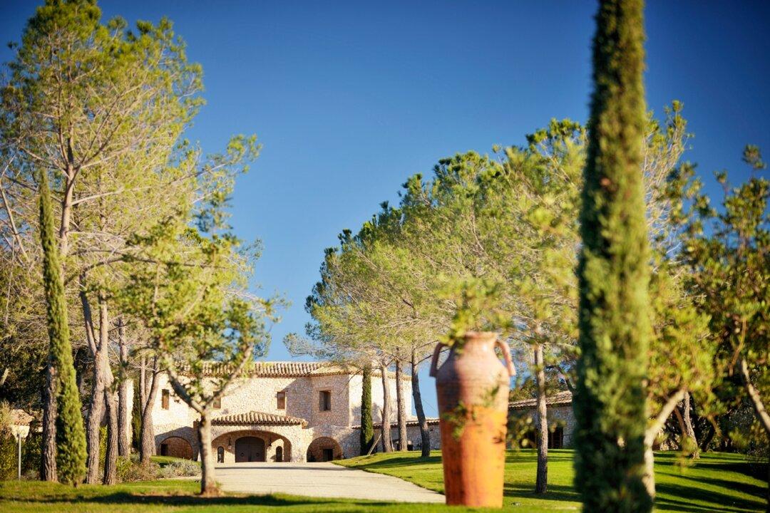 A Most Impressive Cote d'Azur Estate