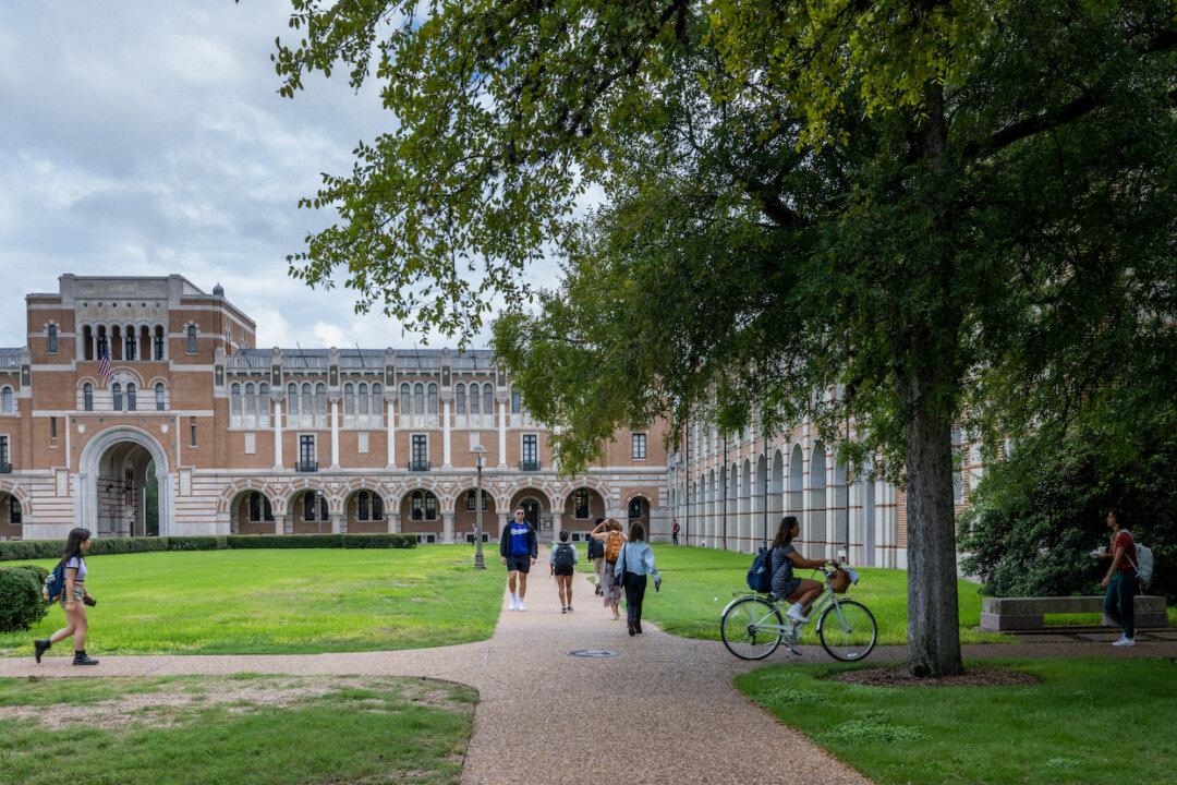 Student Shot to Death at Rice University in Apparent Murder-Suicide
