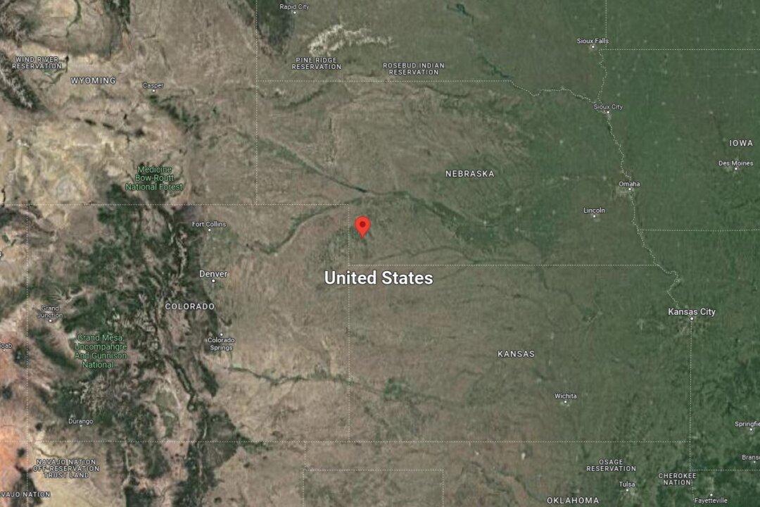 School Bus, Semi Collision in Nebraska Injures 11 Children