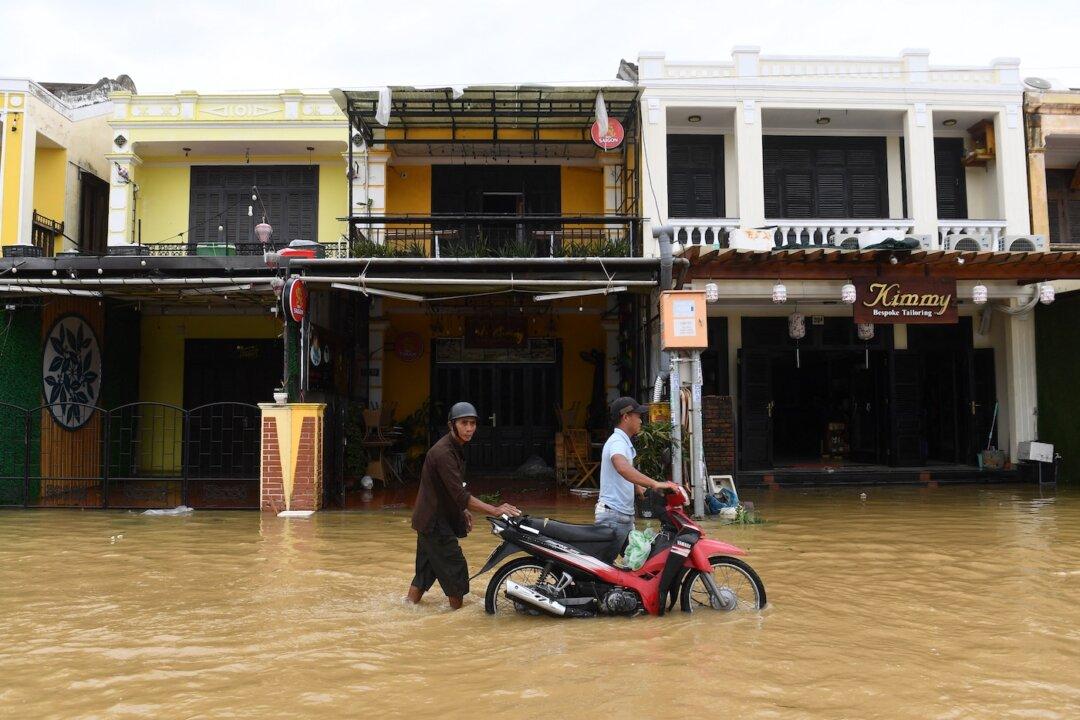 Typhoon Noru Hits Vietnam After Battering Philippines, Prompting Mass Evacuations