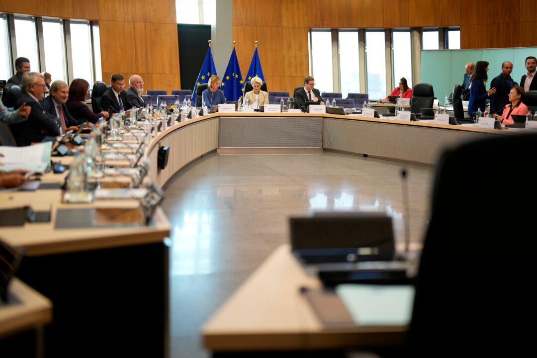 EU Leaders Harden Position on China, Move to Break Technology Dependency