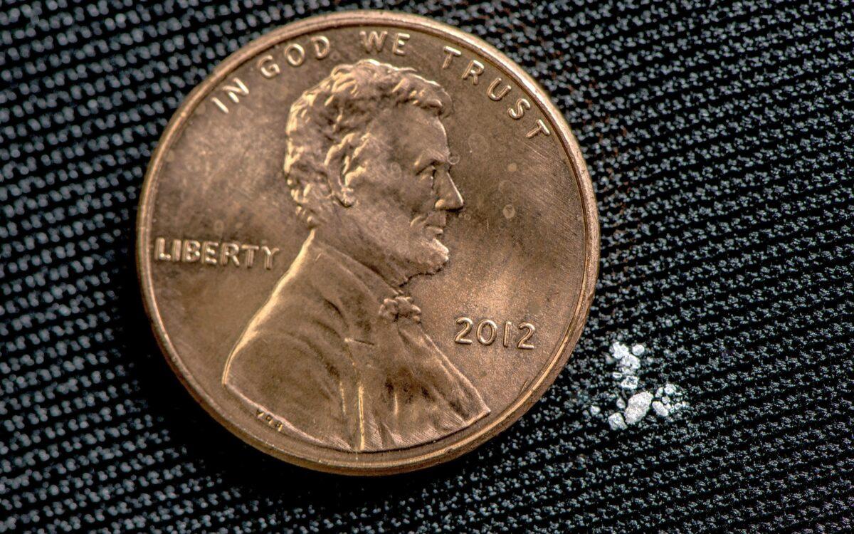 Two milligrams of fentanyl, a lethal dose for most people. The diameter of the U.S. penny is 19.05 millimeters, or 0.75 inches. (U.S. Drug Enforcement Administration)