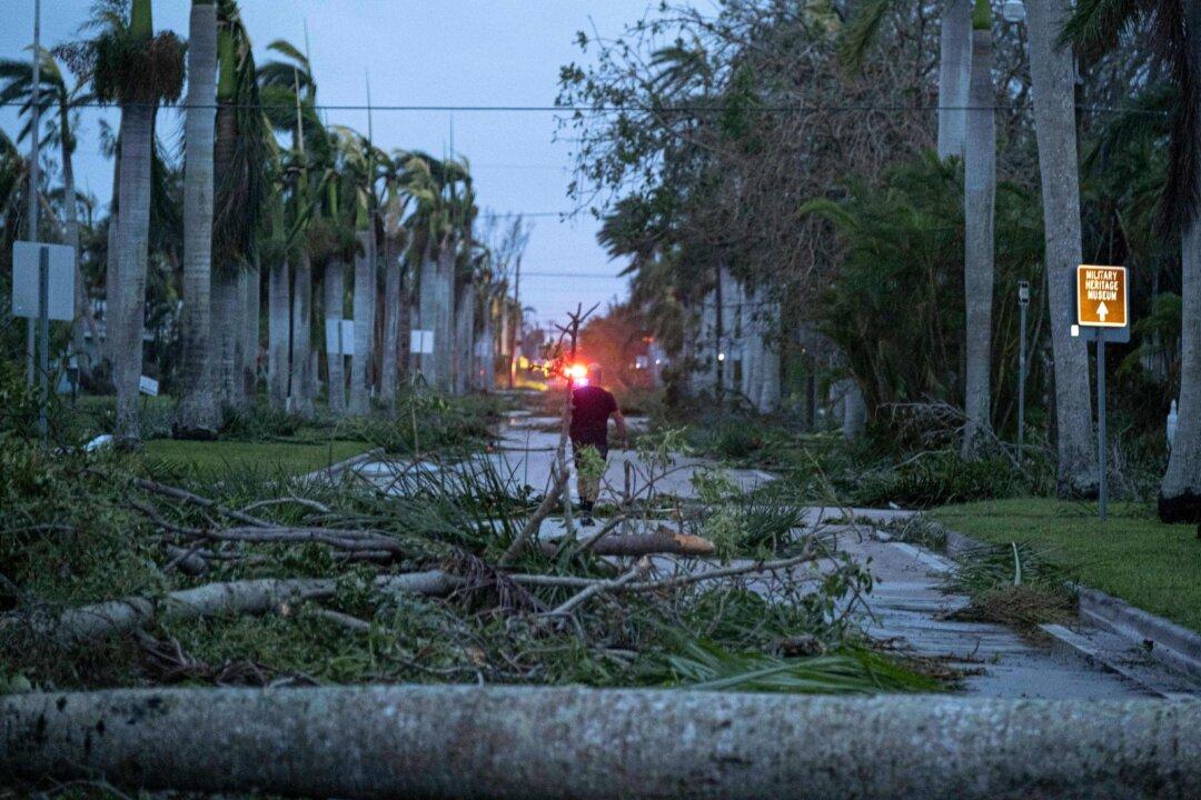 Major Florida Bridge Washed Away During Hurricane Ian, Cutting Off 2 Florida Islands