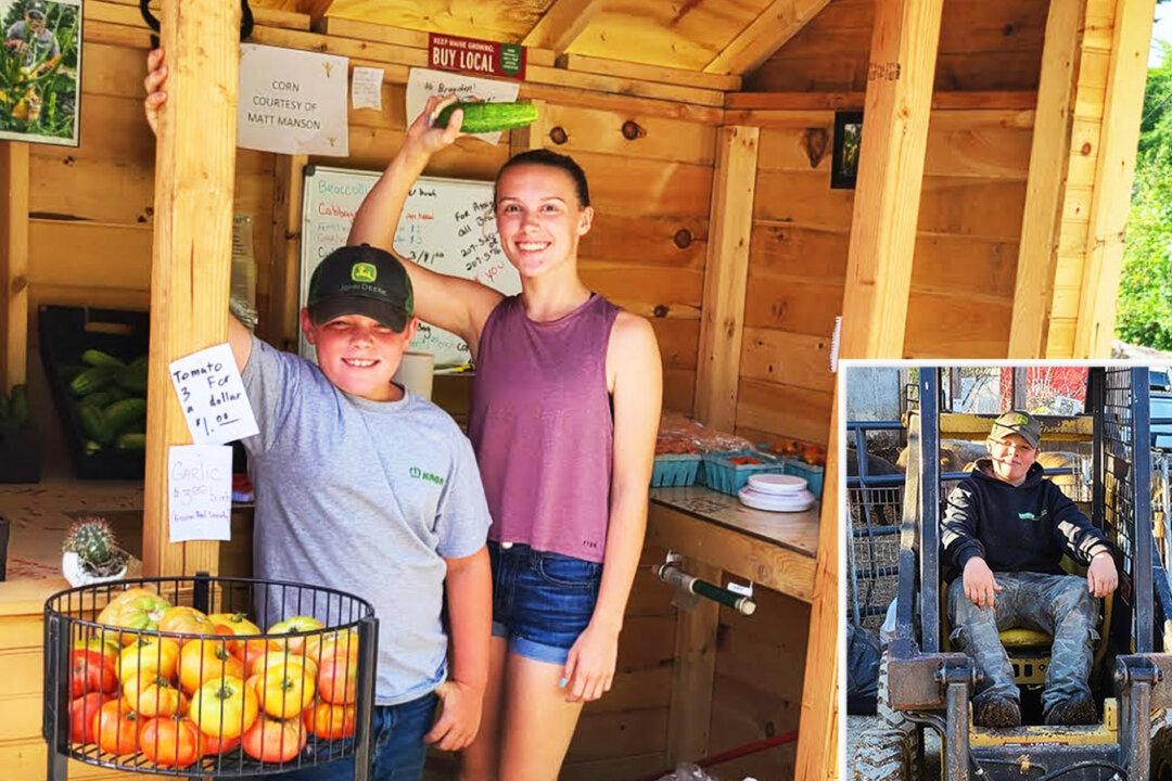 7th Grader Works on Family Farm 7 Days a Week, Supplies Fresh Produce to Town: ‘I Love Farming’