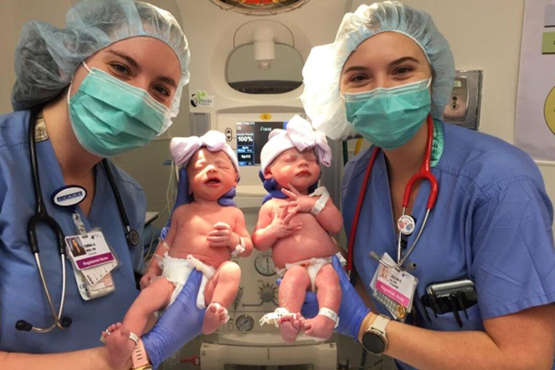 ‘Meant to Be’: Mom in Labor Learns That Her Delivery Nurses Have the Same Name as Her Twins