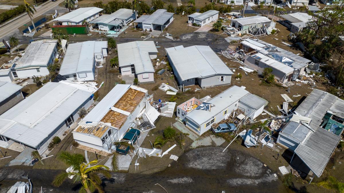 FBI Warns Florida Residents of Fraud Schemes as Death Toll Rises From Hurricane Ian