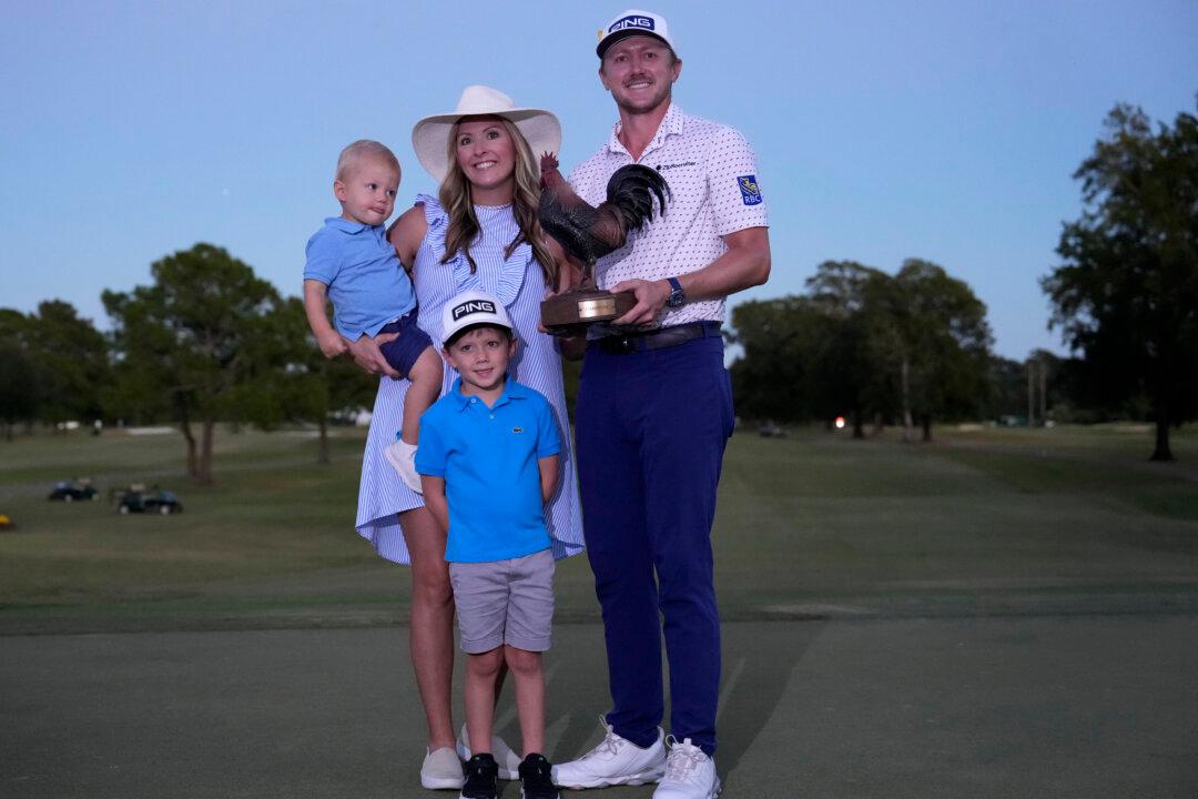 Mackenzie Hughes Wins Sanderson Farms Championship in Playoff