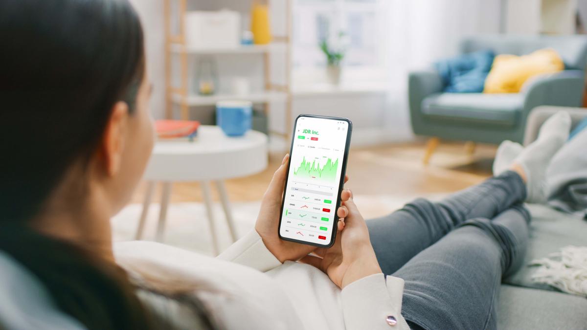 Investing: Big Tech Is a Big Bargain Now