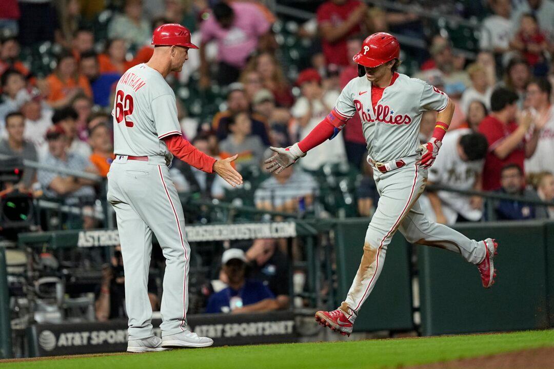 Phillies Down Astros for 1st Playoff Berth Since 2011