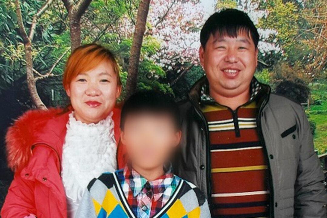 Man Trying to Protect His Spiritual Books Dies After Police Push Him Out of Window in China