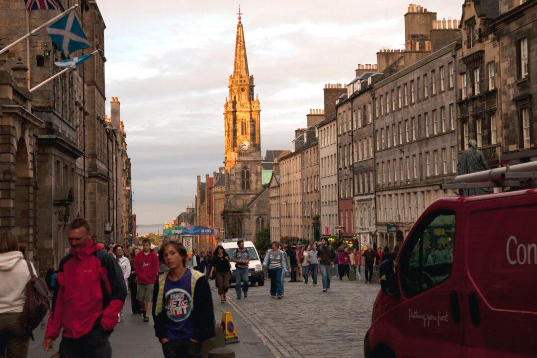 Edinburgh Packs a Cultural Punch
